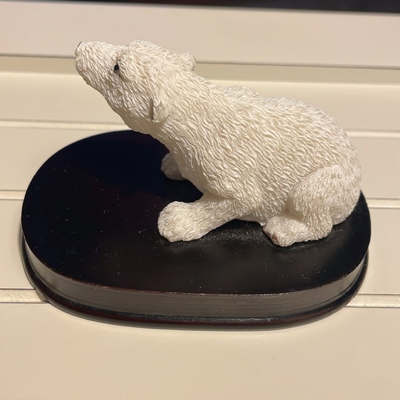 Canada souvenir polar bear on wooden base. 4” - Picture 3 of 6